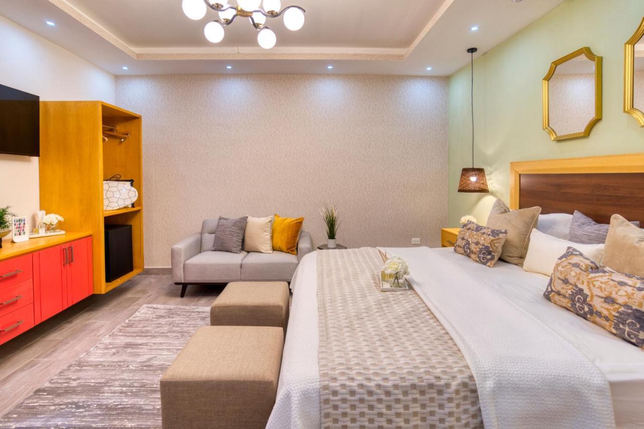 Melina Hotel Higuey Eksteriør billede